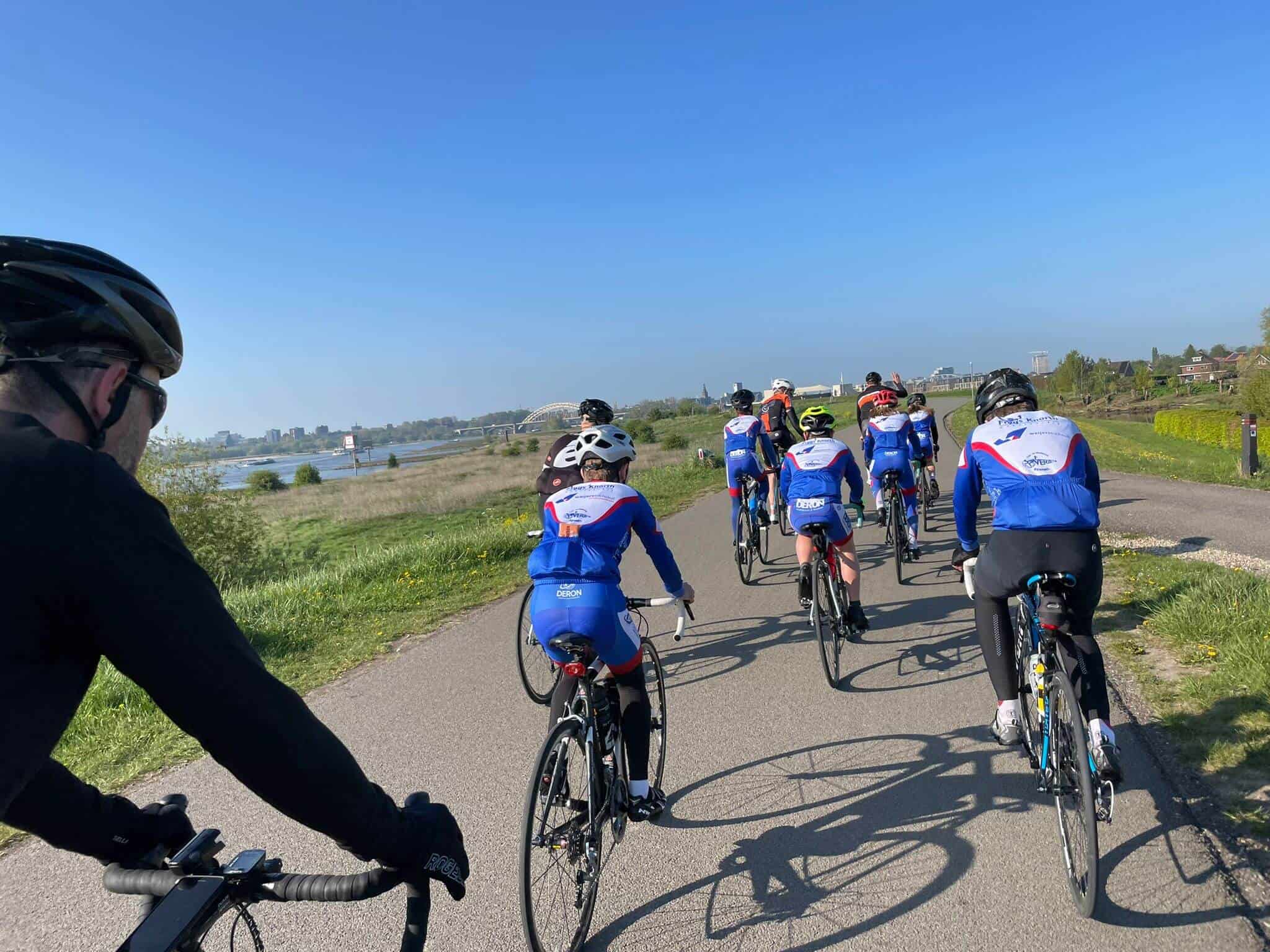 Jeugdtraining weg