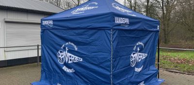 EZ up tent